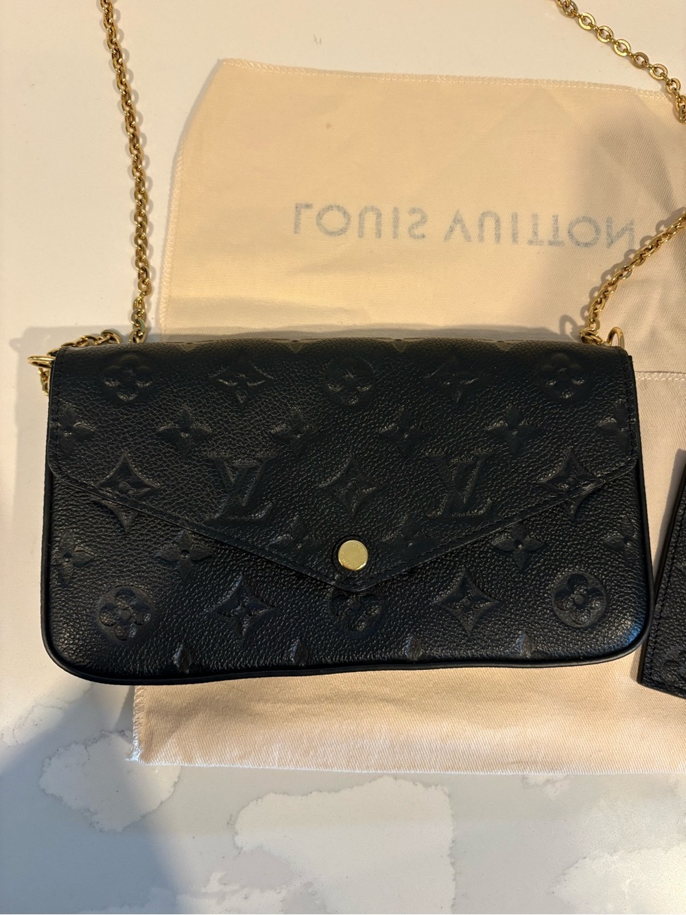 Louis Vuitton pochette felicie Black Monogram Envelope Crossbody with Gold Chain